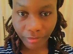 DeelaHottie - female with black hair and  small tits webcam at xLoveCam