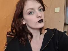 DeepNadiine - female with brown hair and  small tits webcam at xLoveCam