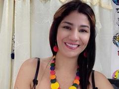 DeliaPin - female webcam at xLoveCam