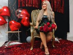 DelettraBrown - female with red hair webcam at LiveJasmin