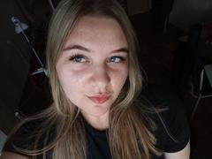 DelmaMoen - blond female with  big tits webcam at xLoveCam