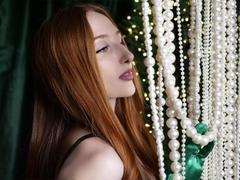SofiaSelen - female with red hair webcam at StripChat