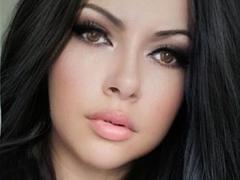 DeluxeBabe69 from xLoveCam