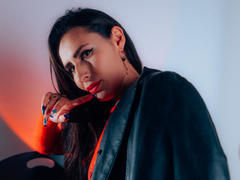 DemiMistral - female with brown hair webcam at xLoveCam