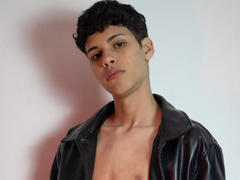 DenisBachh from xLoveCam