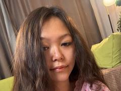 DeniseStringari - female with black hair webcam at xLoveCam