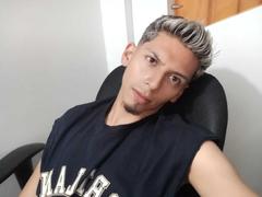 DereckMonroe - male webcam at xLoveCam