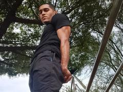 DereckStorm - male webcam at xLoveCam