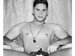 MAXDarrel - male webcam at LiveJasmin