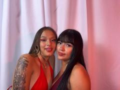 DeseoDuoHot - female webcam at xLoveCam