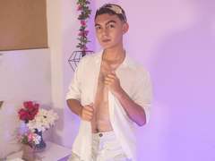 DeusBeauty - male webcam at xLoveCam