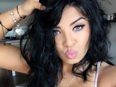 DevashaX - female with black hair webcam at ImLive
