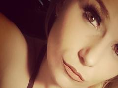 DevilsAngel - blond female webcam at xLoveCam