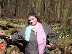 BusenwunderDolly - female with brown hair and  big tits webcam at LiveJasmin