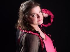 BusenwunderDolly - female with brown hair and  big tits webcam at LiveJasmin