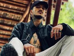 Dex69 - male webcam at xLoveCam