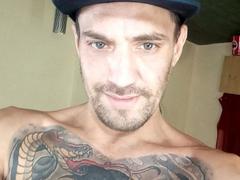 Dey69 - male webcam at xLoveCam