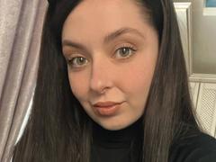 DiamondEyesss - female with black hair and  small tits webcam at xLoveCam