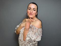 DianaMGG - female with brown hair webcam at xLoveCam