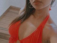 DianaRein - female with brown hair webcam at xLoveCam