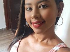 DianaRein - female with brown hair webcam at xLoveCam