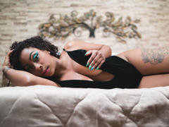 DianeAllegri - female with brown hair and  big tits webcam at LiveJasmin