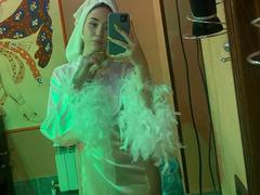 DiannLamphear - female webcam at xLoveCam
