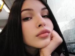 DianneZarrineh from xLoveCam