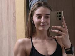 DiedraBloschichak - female with black hair and  big tits webcam at xLoveCam