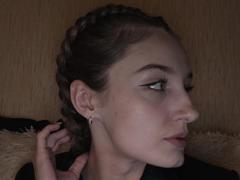 DiedraBloschichak - female with black hair and  big tits webcam at xLoveCam