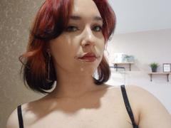 DinahLackey - female with red hair and  big tits webcam at xLoveCam