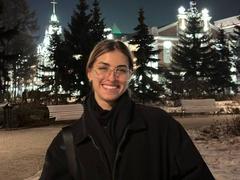 DinorahYanke - female with brown hair webcam at xLoveCam