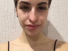 DinorahYanke - female with brown hair webcam at xLoveCam