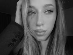 DionHolster - blond female webcam at xLoveCam