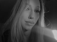 DionHolster - blond female webcam at xLoveCam