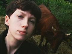 DionneSzczygiel - female with brown hair and  big tits webcam at xLoveCam