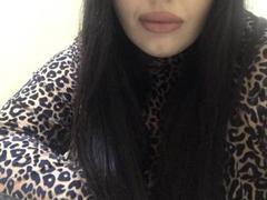 Dioss - female with brown hair and  small tits webcam at xLoveCam