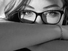 DirtyQueen-hot - blond female webcam at xLoveCam