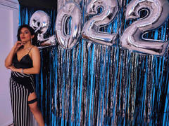 DonatellaMiller - female with black hair webcam at LiveJasmin