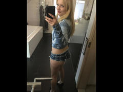 DirtySquirty-hot - blond female webcam at xLoveCam
