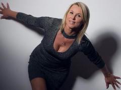 DirtySusanne-hot from xLoveCam