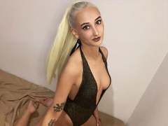 DirtyViolla-hot - blond female webcam at xLoveCam