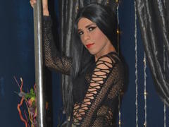 DollHellen - shemale with black hair webcam at ImLive