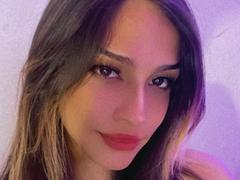 DollyBehavior from xLoveCam