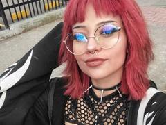 DollyBones - female webcam at xLoveCam