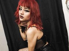 DollyBones - female webcam at xLoveCam