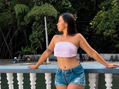 DollyMelody from xLoveCam