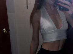 DollyVey - female webcam at xLoveCam
