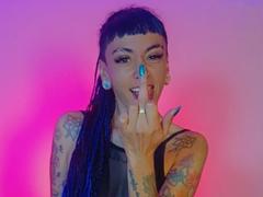 DominaVivi from xLoveCam