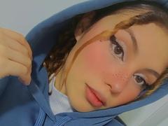 DominicTheOne - female with brown hair webcam at xLoveCam